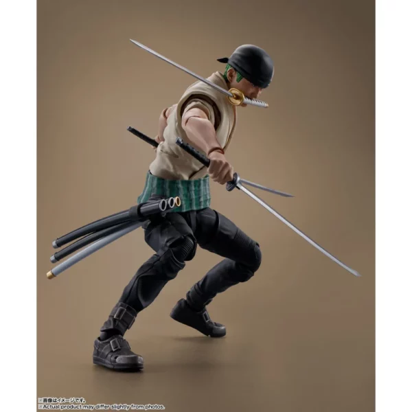 Lorenor Zorro (Roronoa Zoro) aus der One Piece Live-Action Netflix Serie als S.H. Figuarts Figur von Bandai Tamashii Nations